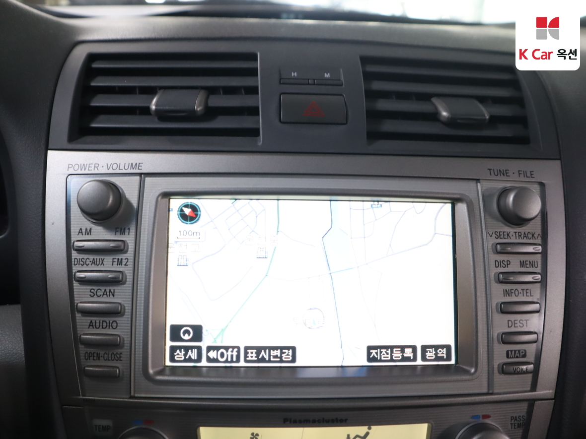 Toyota Camry 2011 - Image 15