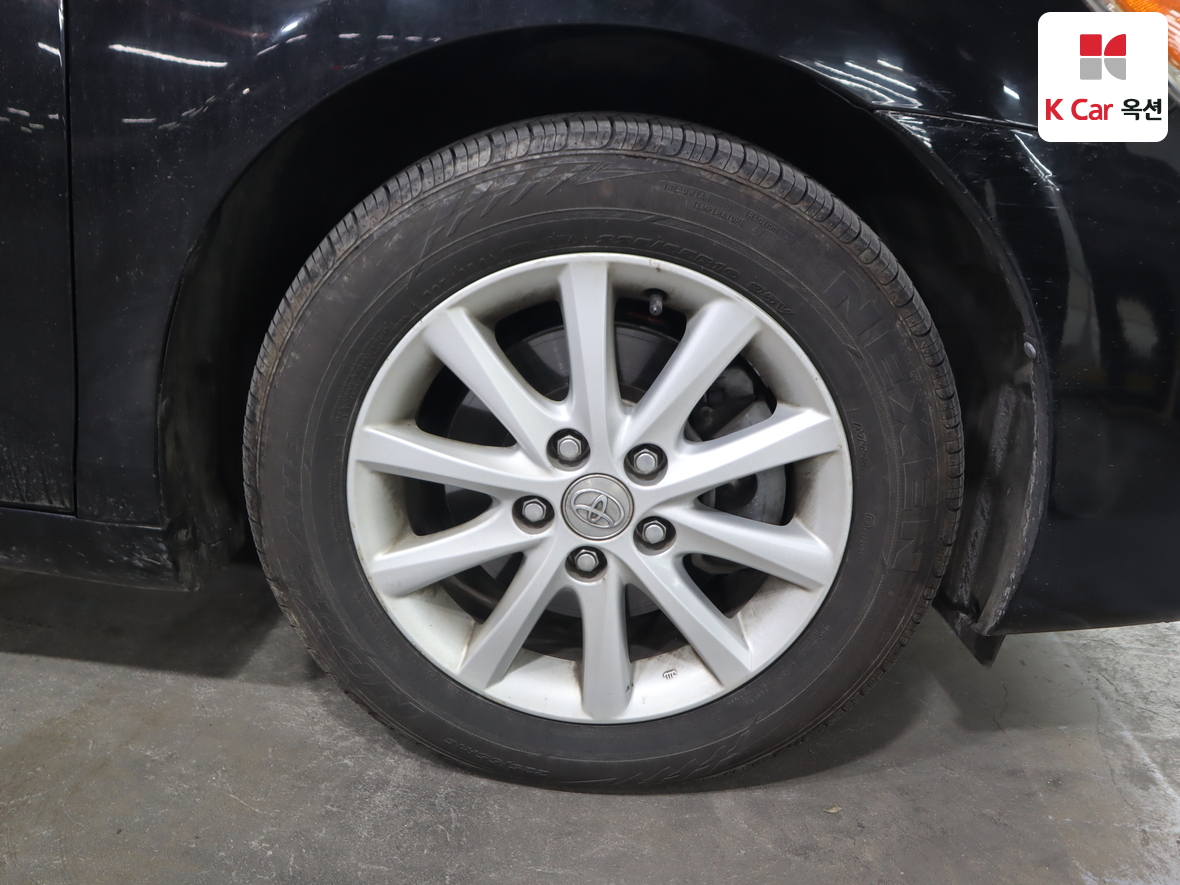 Toyota Camry 2011 - Image 54