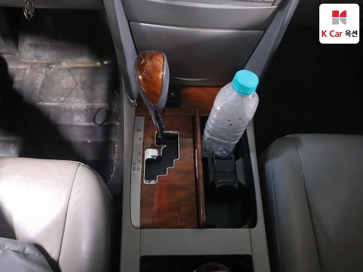 Toyota Camry 2011 - Image 17