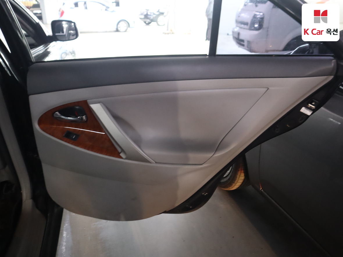 Toyota Camry 2011 - Image 29