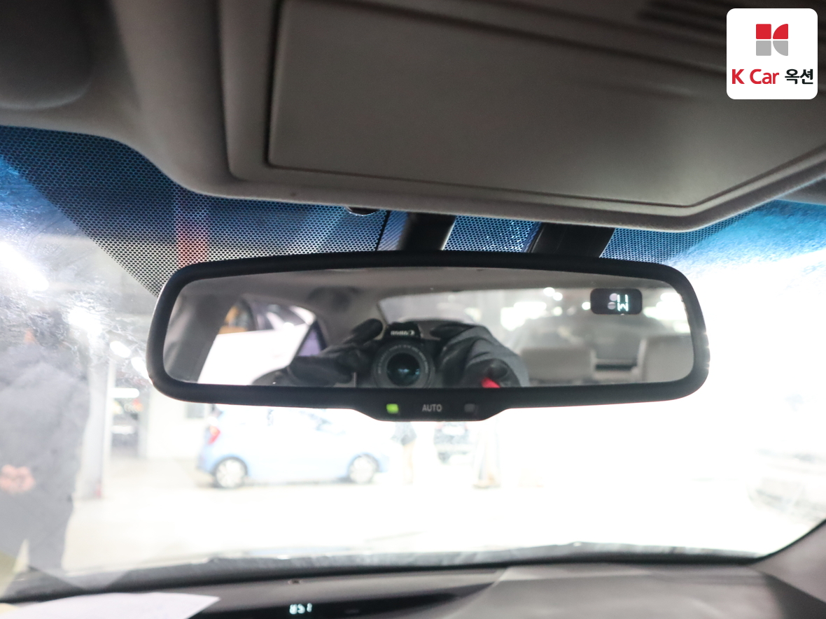 Toyota Camry 2011 - Image 13