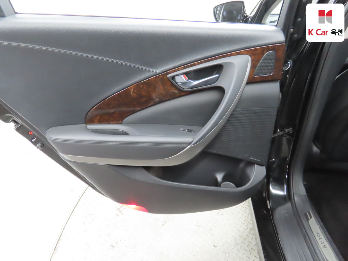 Hyundai Aslan 2016 - Image 22