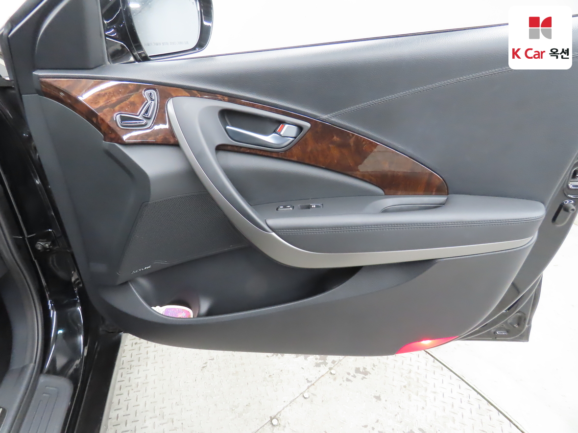 Hyundai Aslan 2016 - Image 29