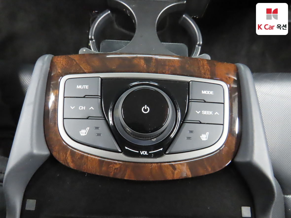 Hyundai Aslan 2016 - Image 24