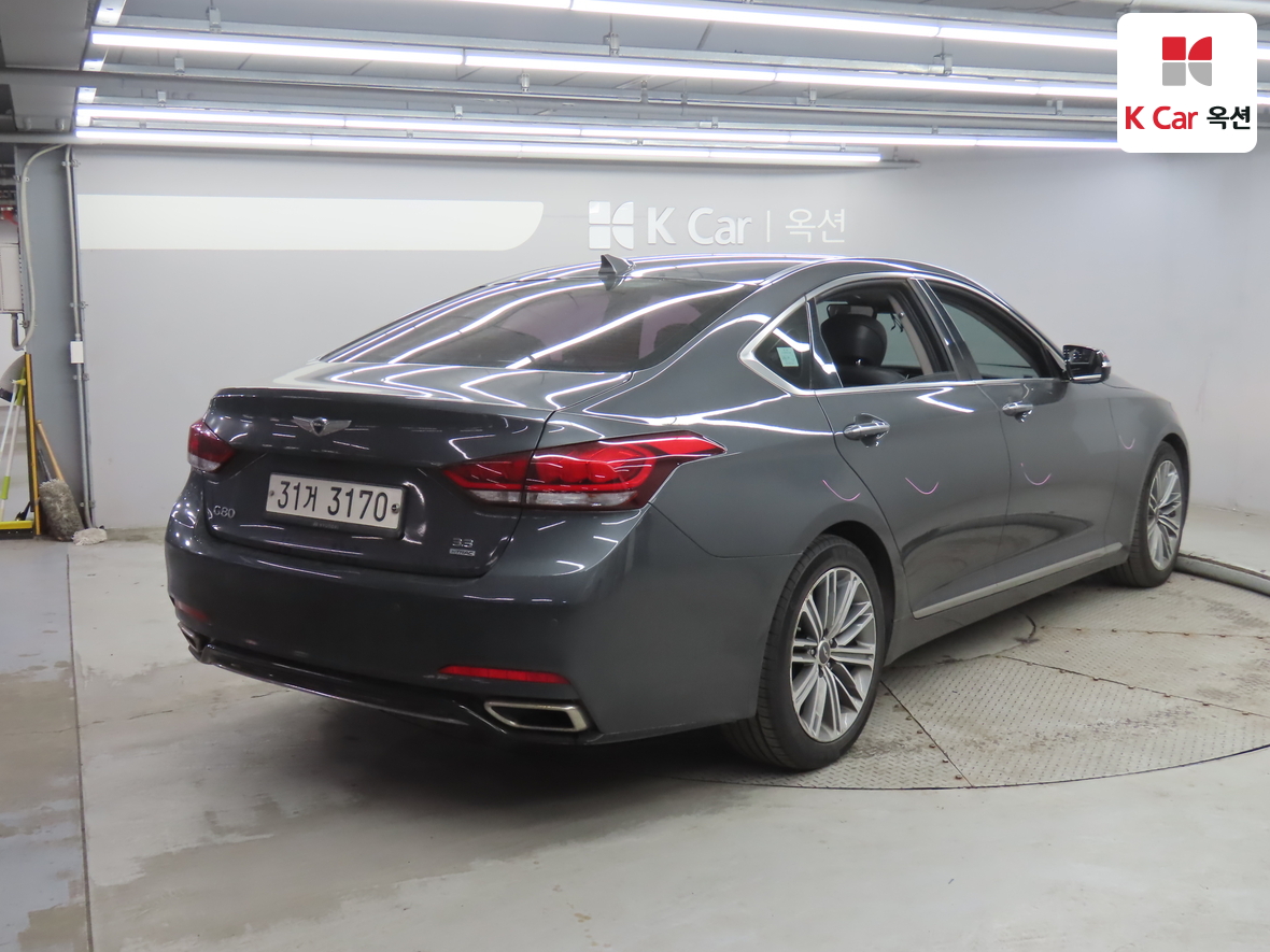 Genesis G80 2018 - Image 2