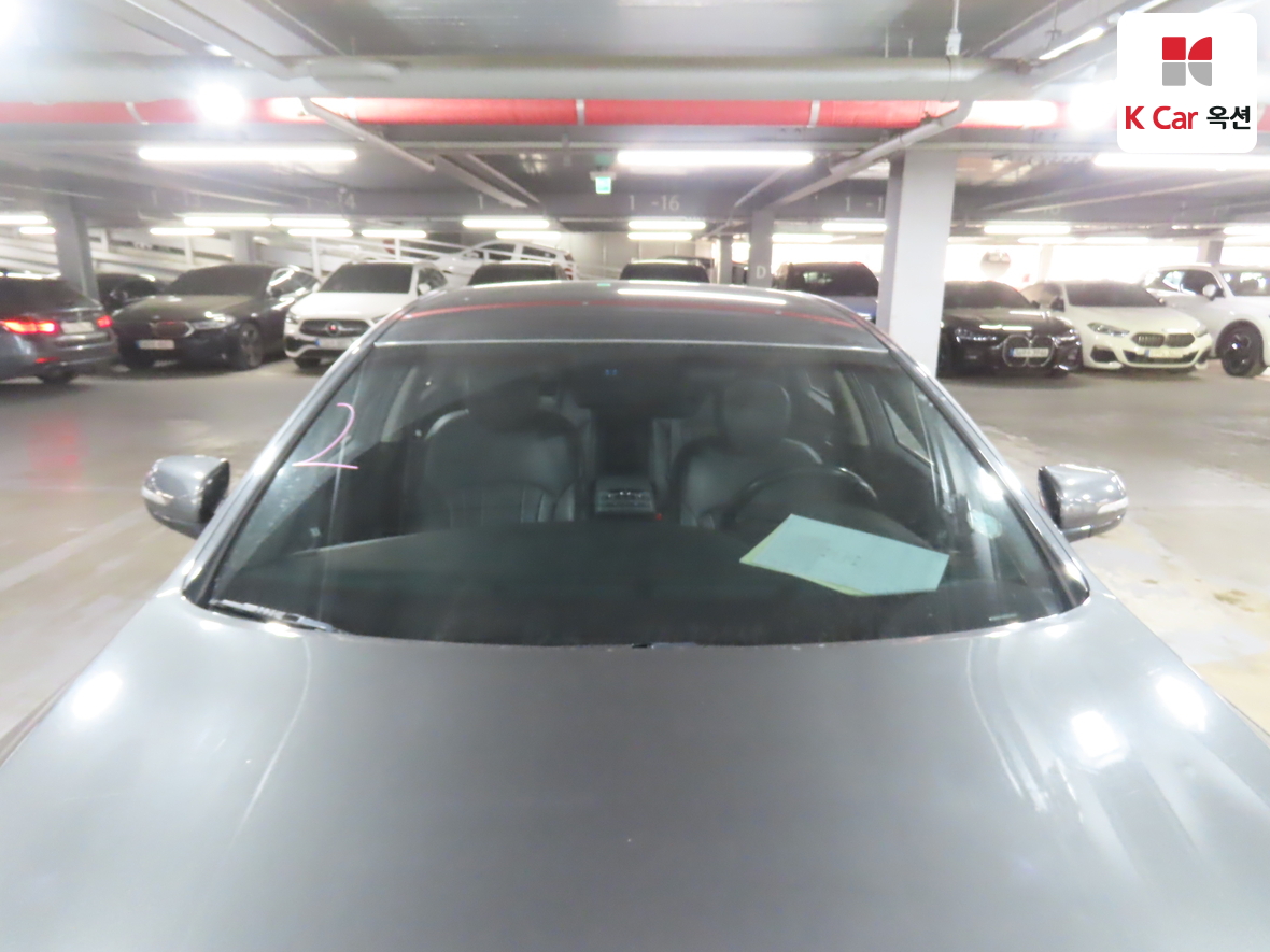 Genesis G80 2018 - Image 32