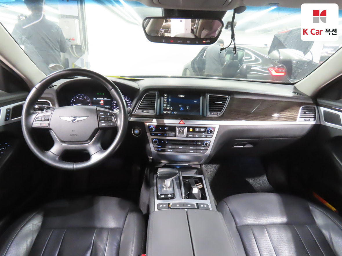 Genesis G80 2018 - Image 3