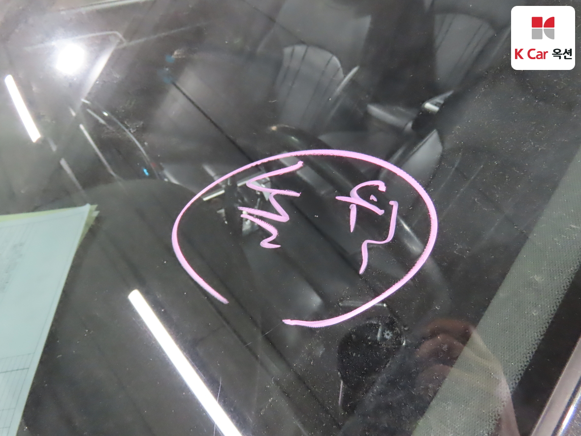 Genesis G80 2018 - Image 33