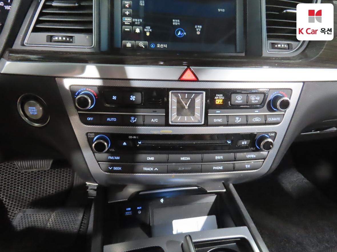 Genesis G80 2018 - Image 15