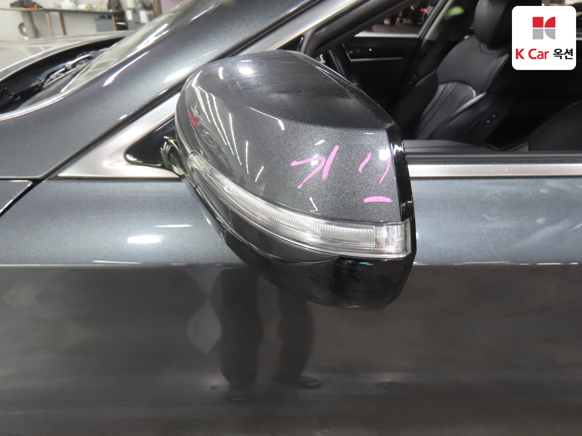 Genesis G80 2018 - Image 35