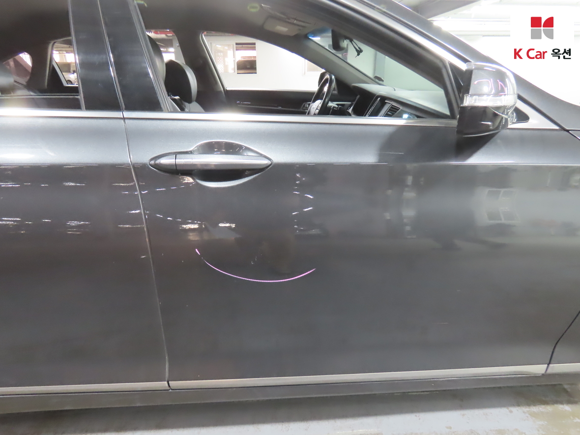 Genesis G80 2018 - Image 39