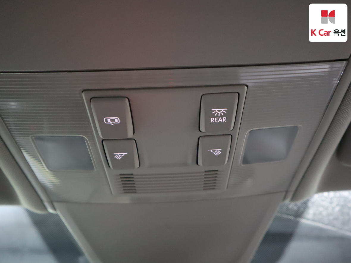 Volkswagen Tiguan 2018 - Image 12