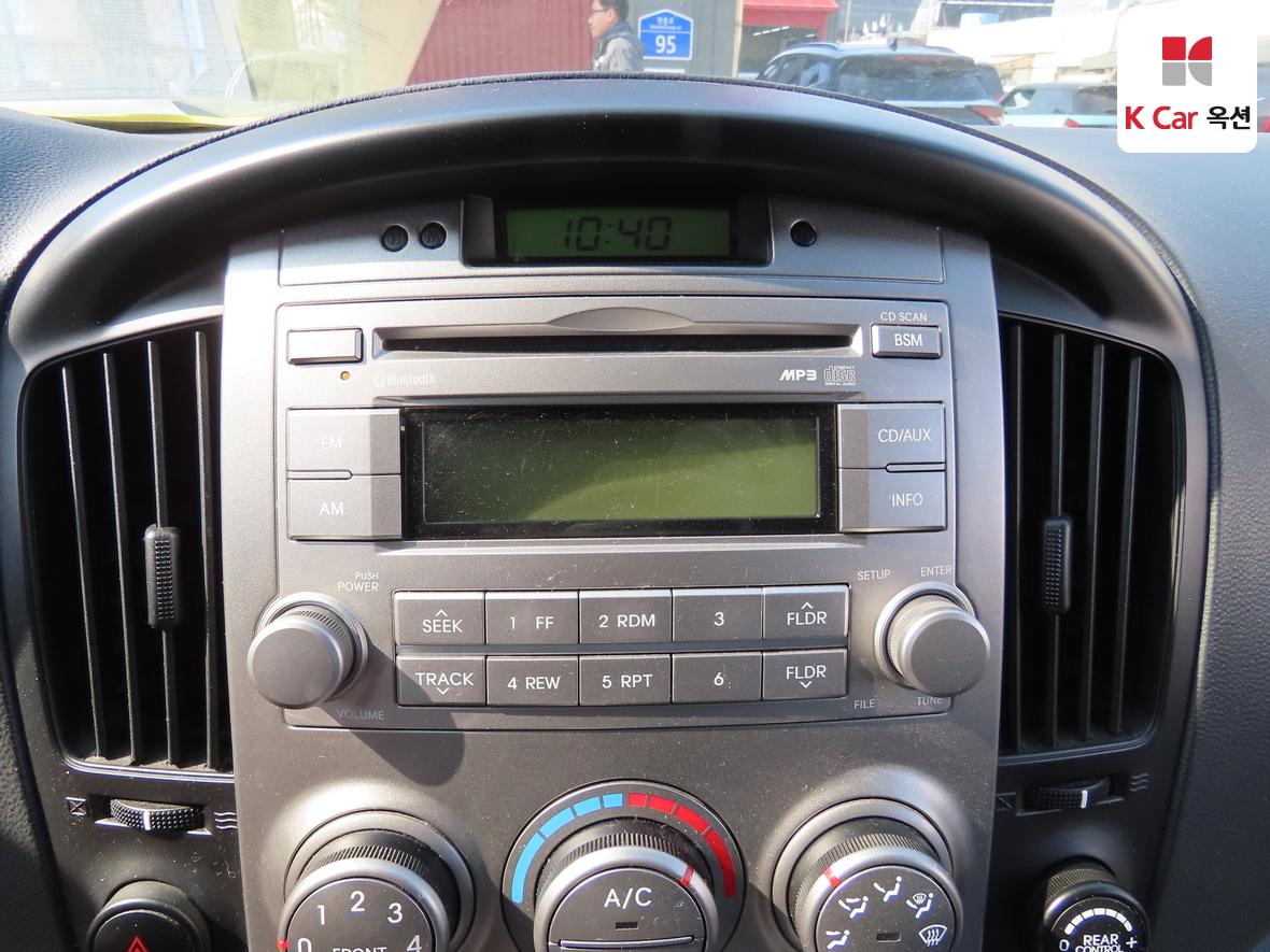 Hyundai Grand Starex 2015 - Image 14