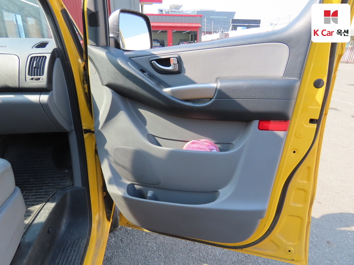 Hyundai Grand Starex 2015 - Image 26