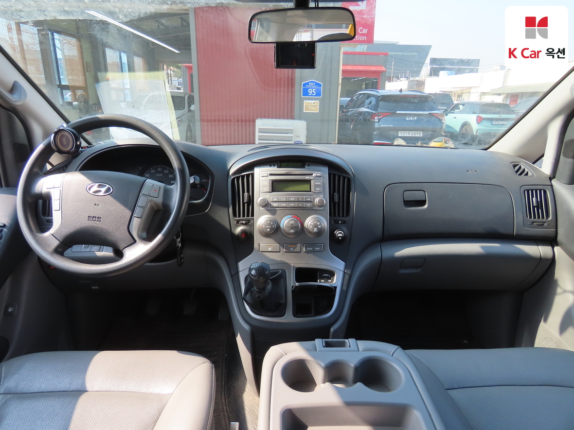Hyundai Grand Starex 2015 - Image 3