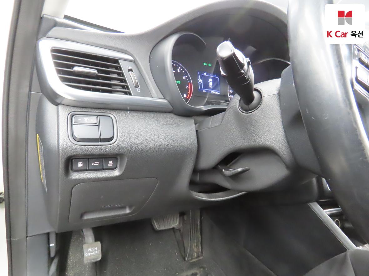 Kia K5 2016 - Image 9