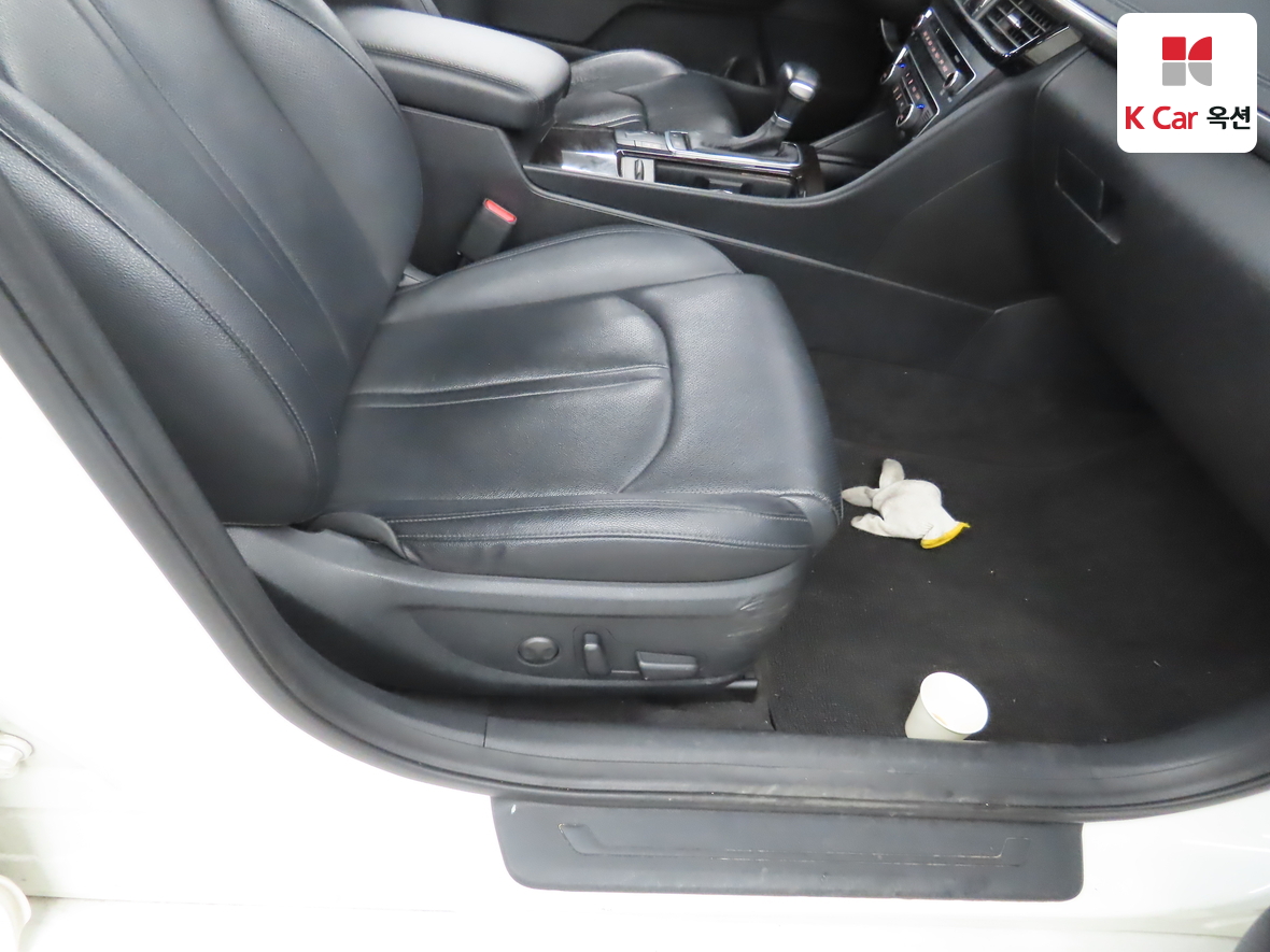 Kia K5 2016 - Image 31