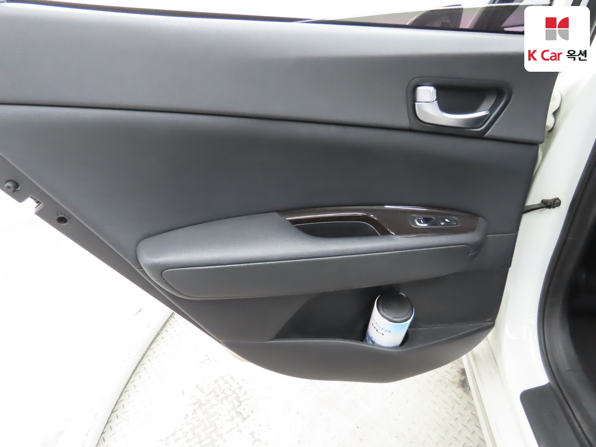 Kia K5 2016 - Image 24