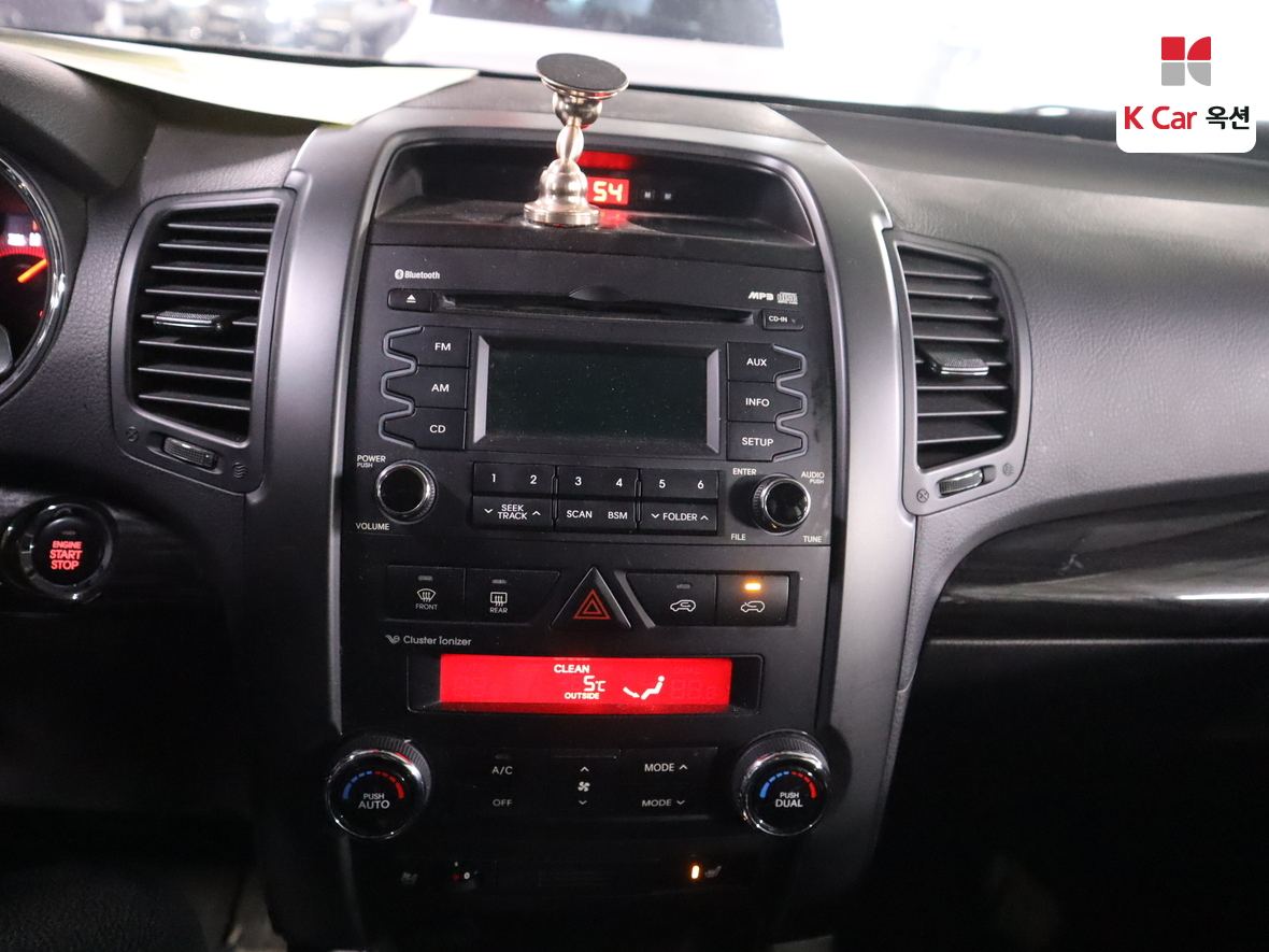 Kia Sorento 2011 - Image 6