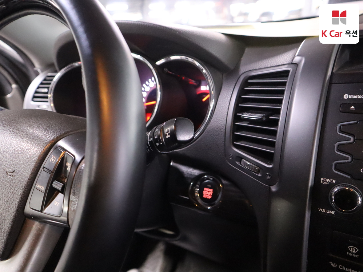 Kia Sorento 2011 - Image 11