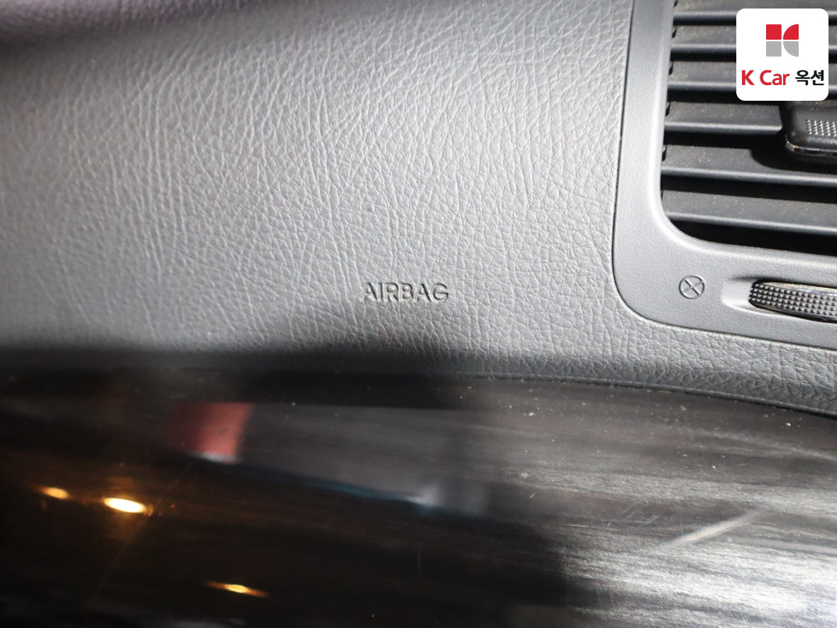 Kia Sorento 2011 - Image 32