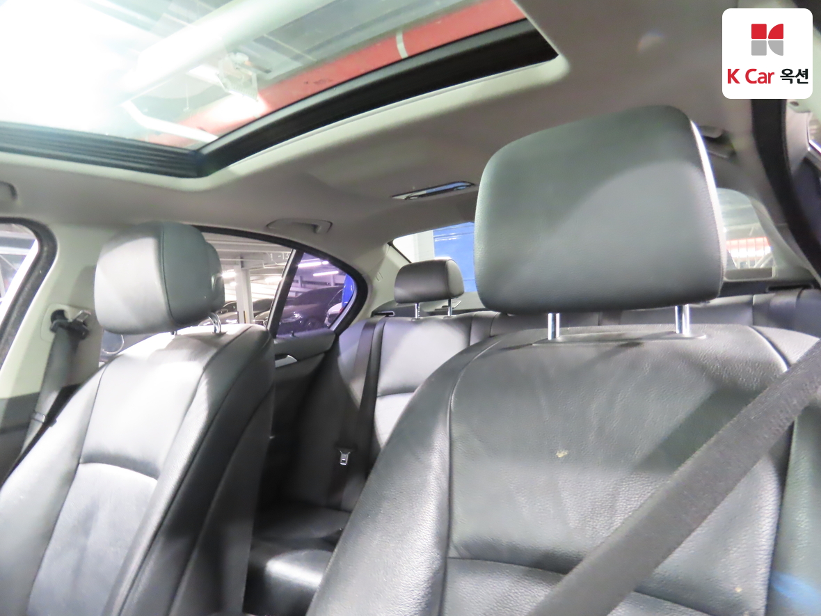 بي إم دبليو الفئة 5 2013 - صورة 20