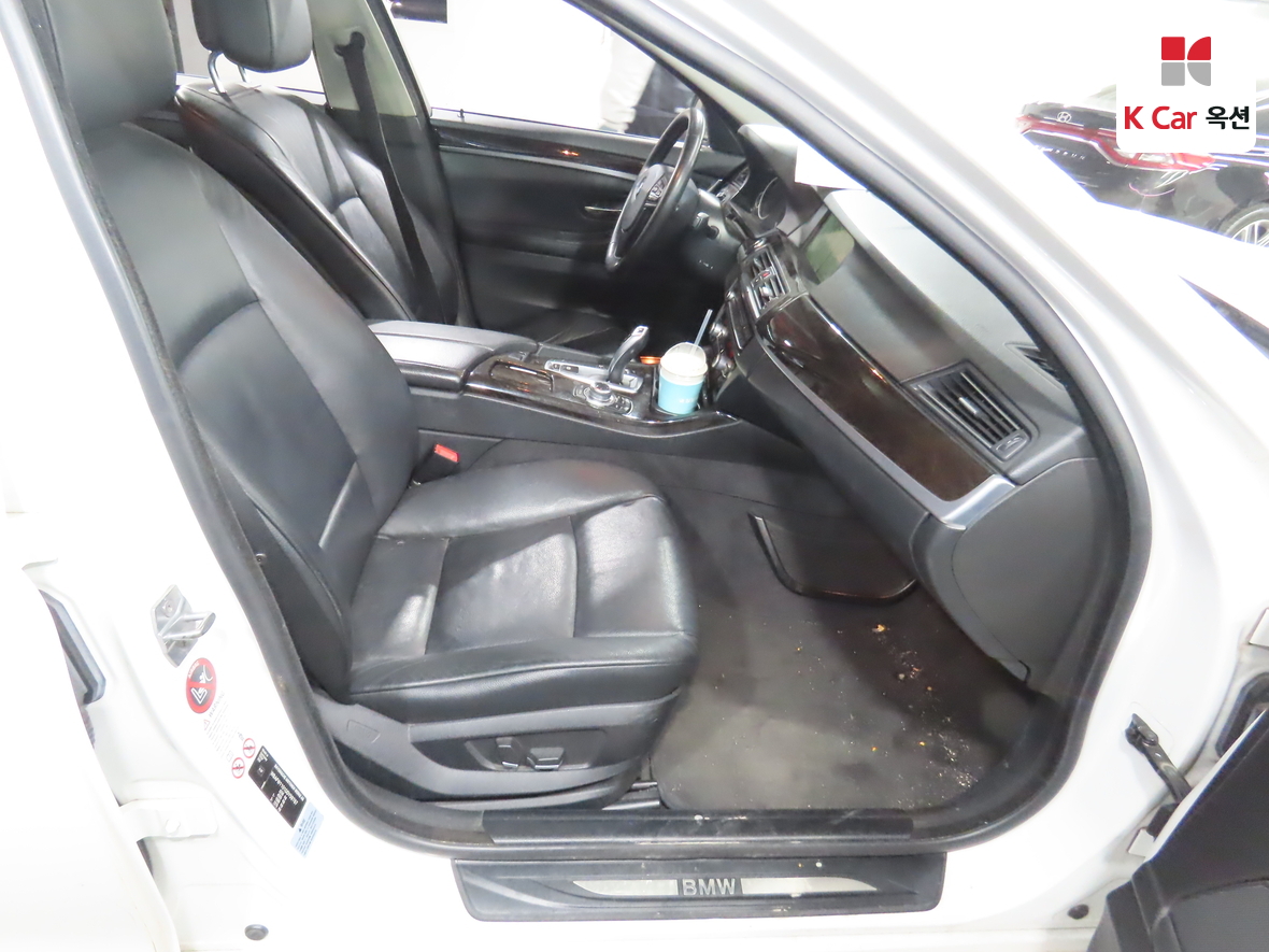 بي إم دبليو الفئة 5 2013 - صورة 32