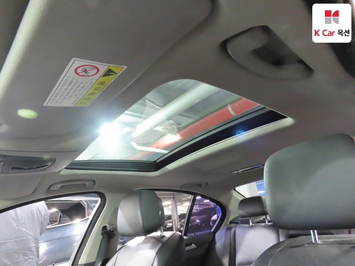 بي إم دبليو الفئة 5 2013 - صورة 22