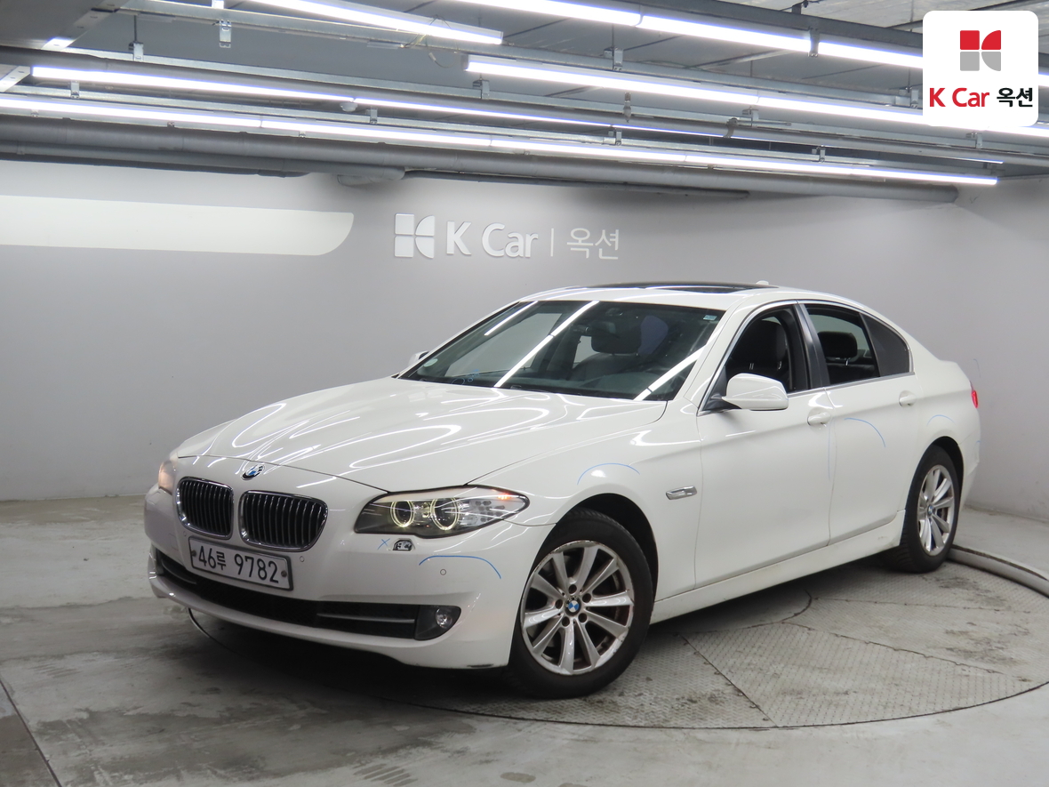 بي إم دبليو الفئة 5 2013 - صورة 1