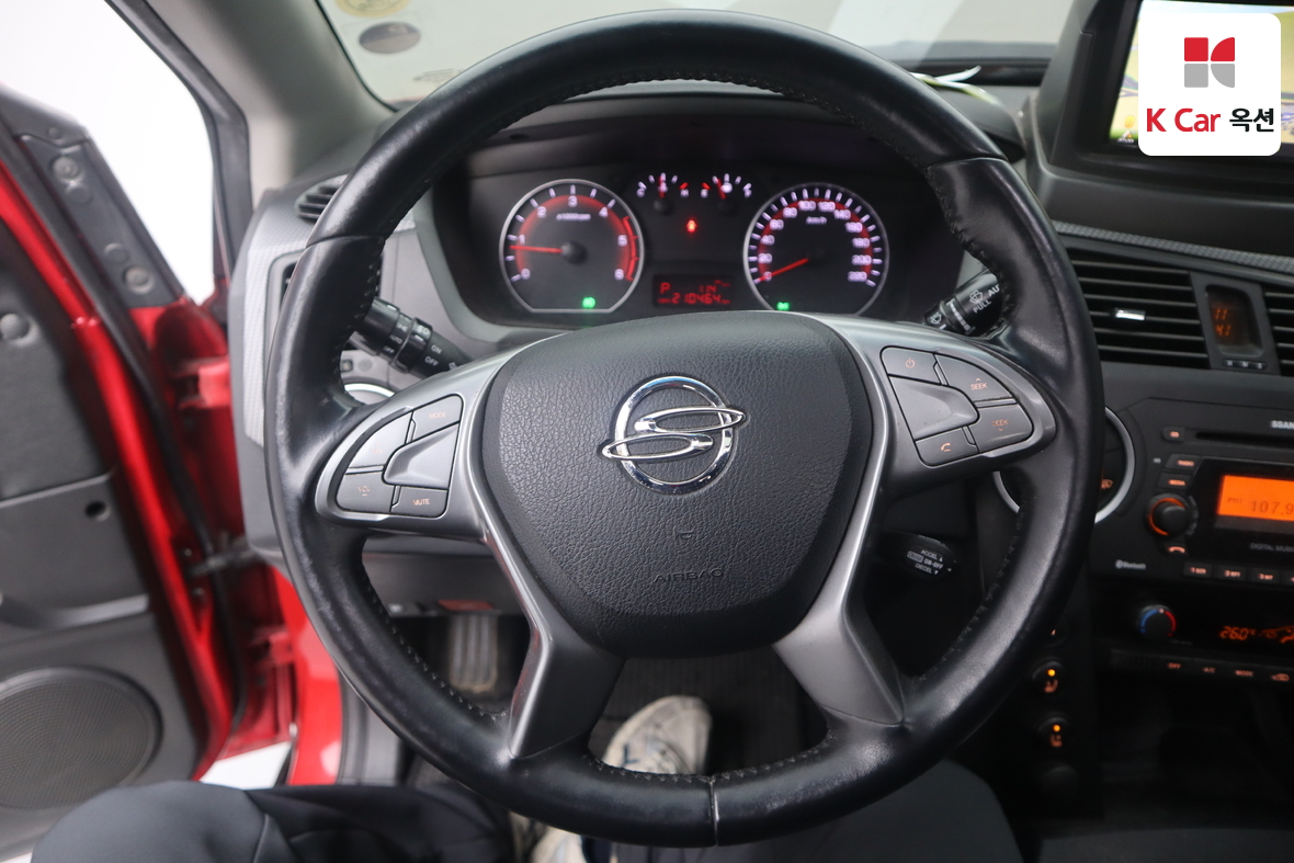 KG Mobility Korando Sports 2016 - Image 10