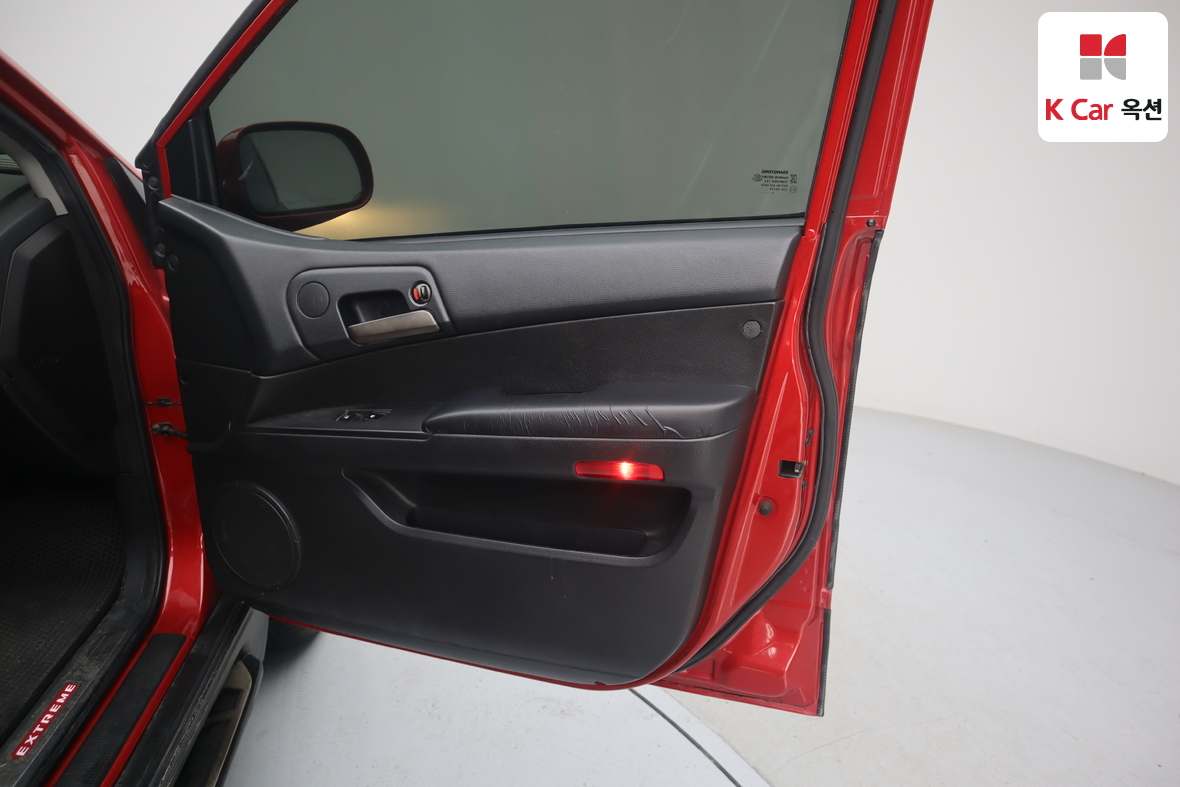 KG Mobility Korando Sports 2016 - Image 30