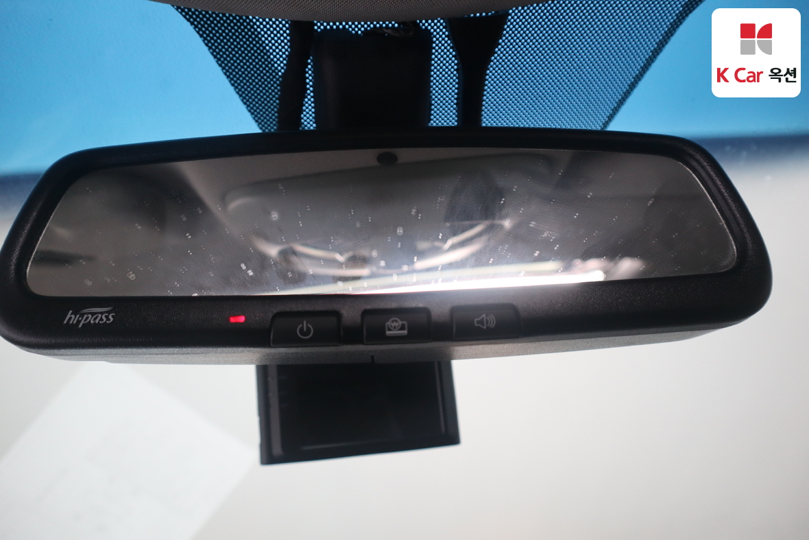 KG Mobility Korando Sports 2016 - Image 12