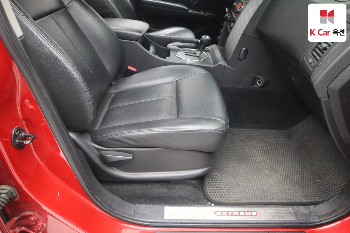 KG Mobility Korando Sports 2016 - Image 31