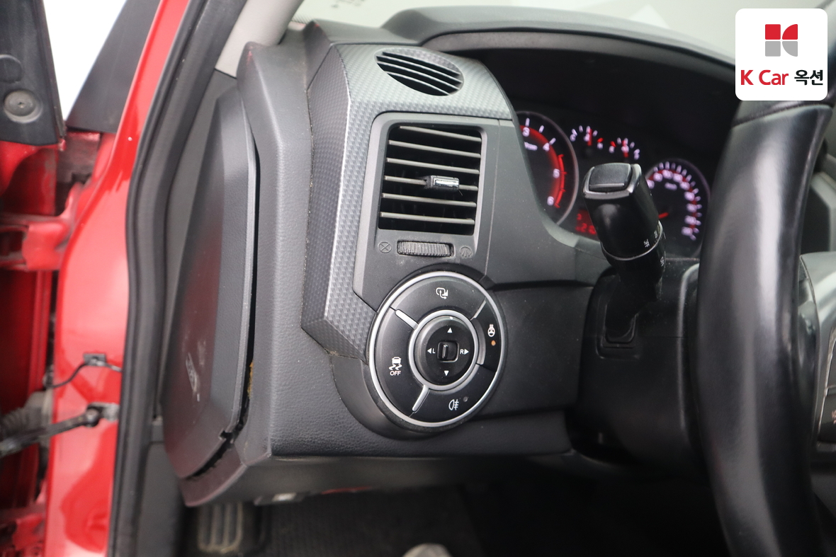 KG Mobility Korando Sports 2016 - Image 9