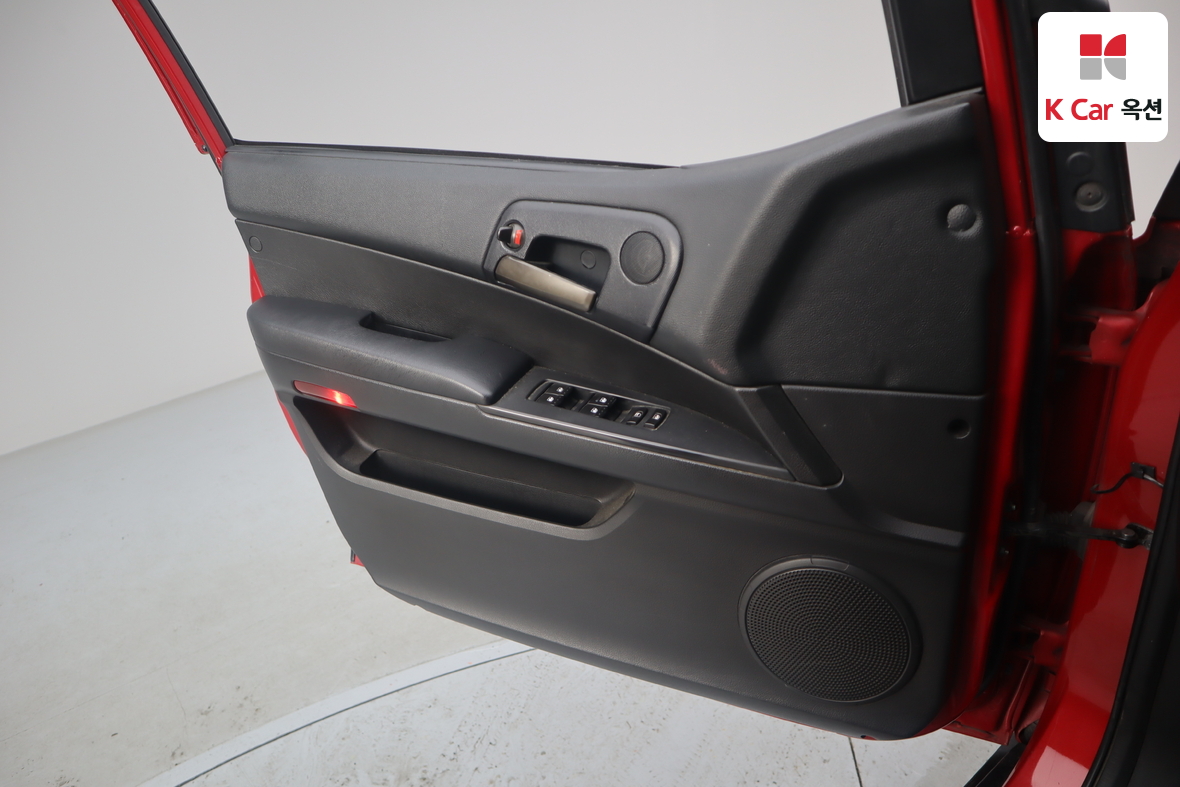 KG Mobility Korando Sports 2016 - Image 8