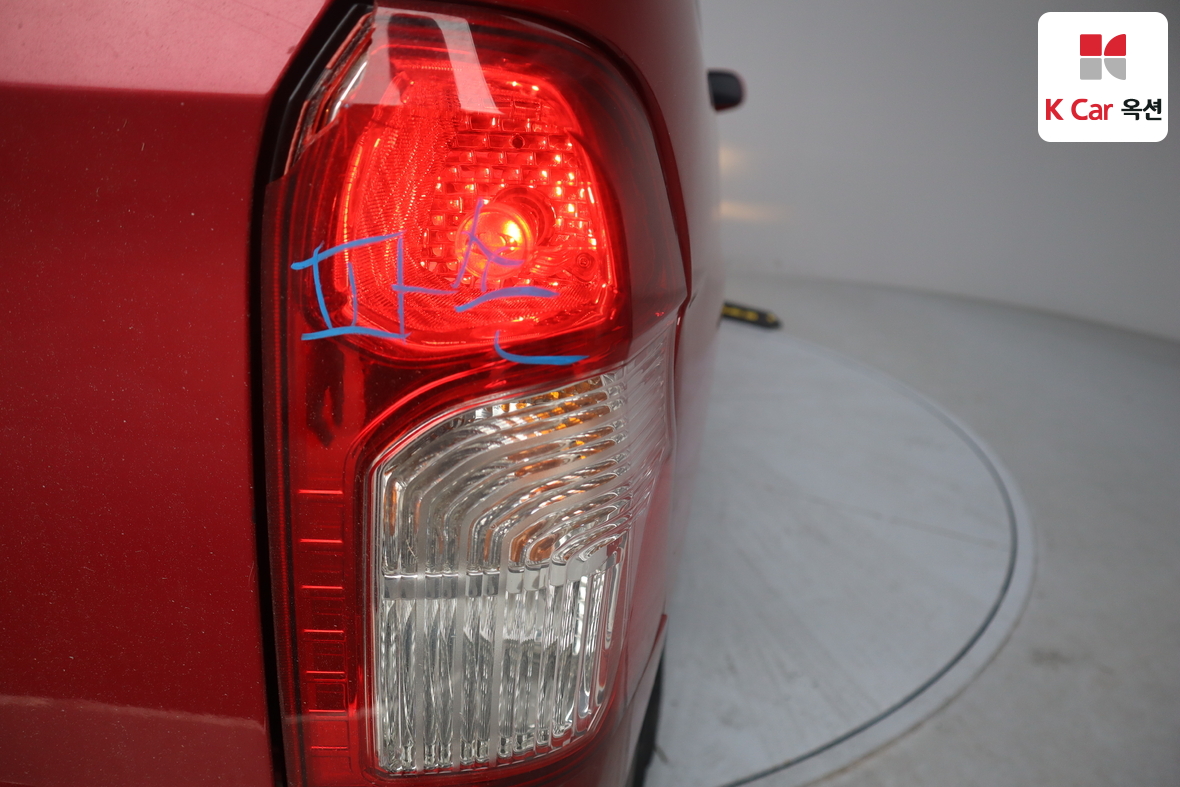 KG Mobility Korando Sports 2016 - Image 42