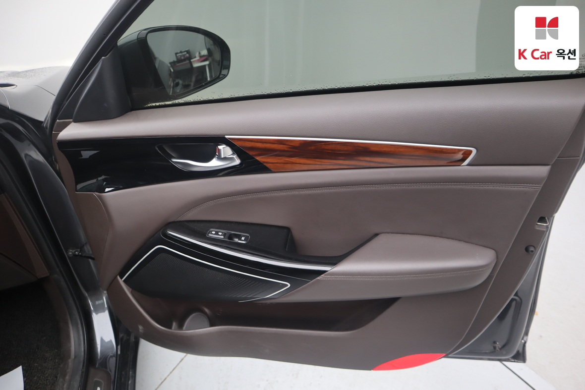 كيا K7 2017 - صورة 32