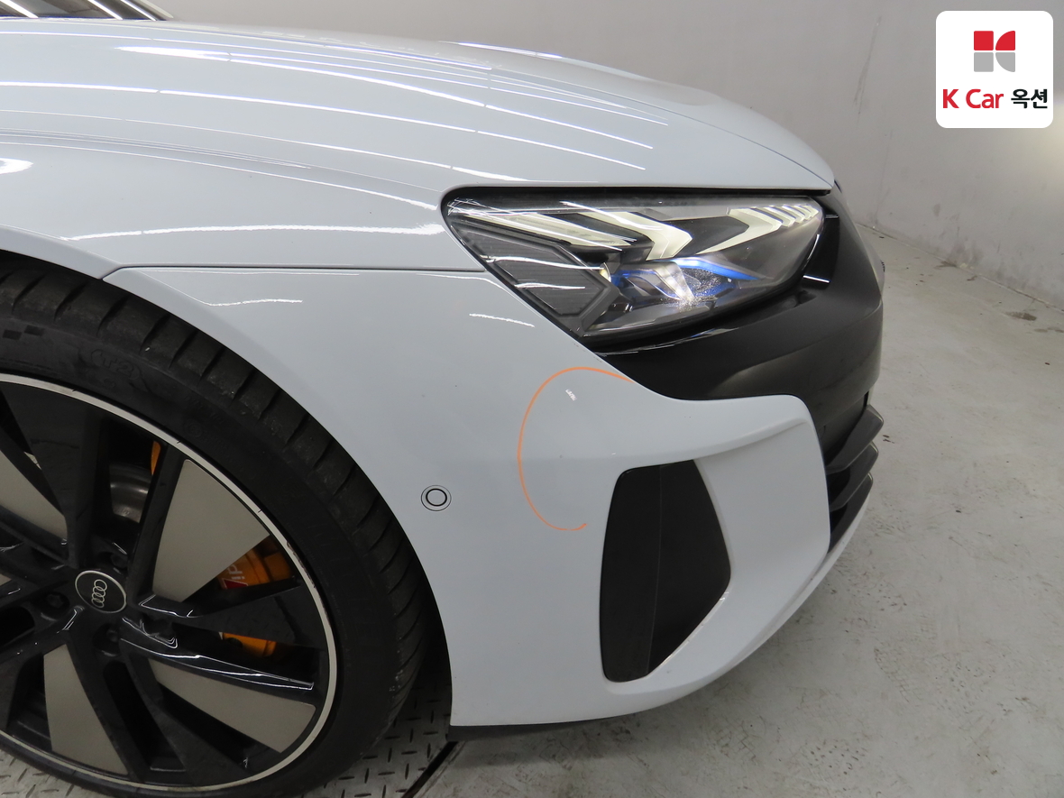 Audi E-tron 2022 - Image 40