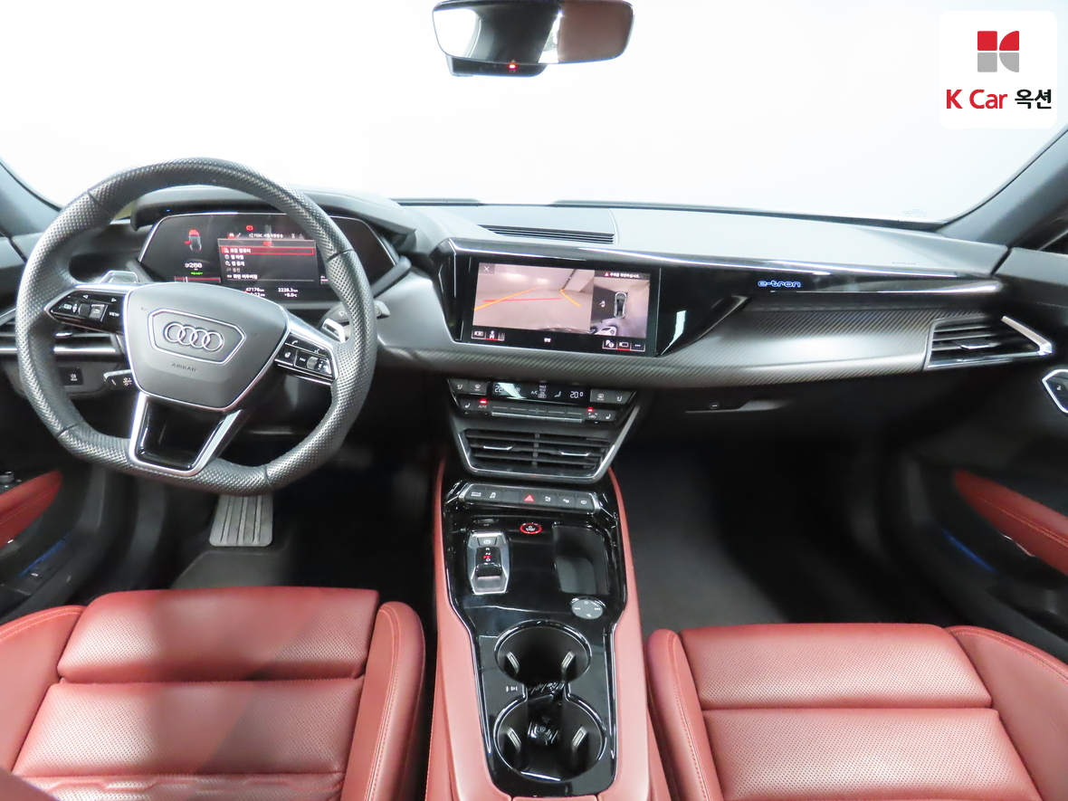 Audi E-tron 2022 - Image 3