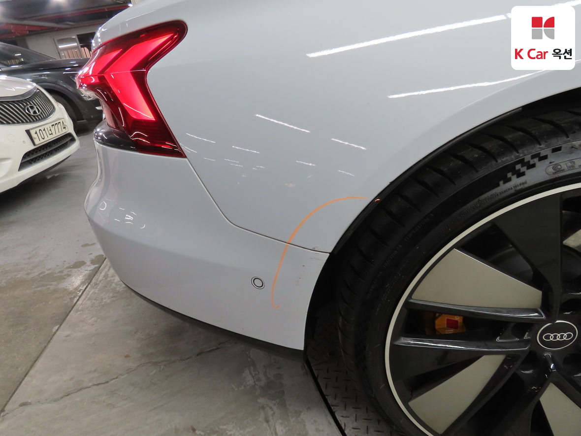 Audi E-tron 2022 - Image 42