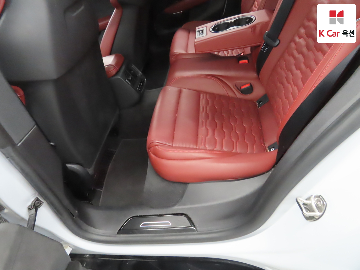 Audi E-tron 2022 - Image 25