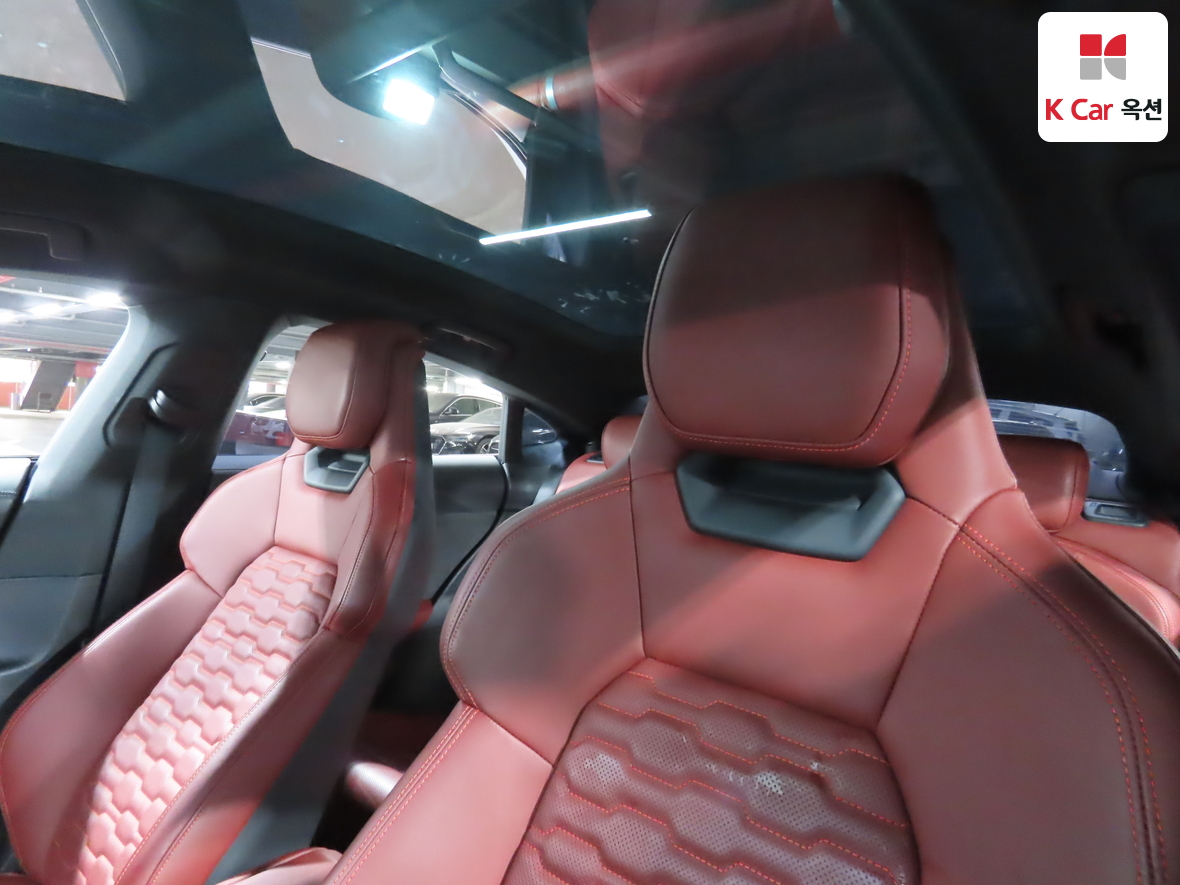 Audi E-tron 2022 - Image 19