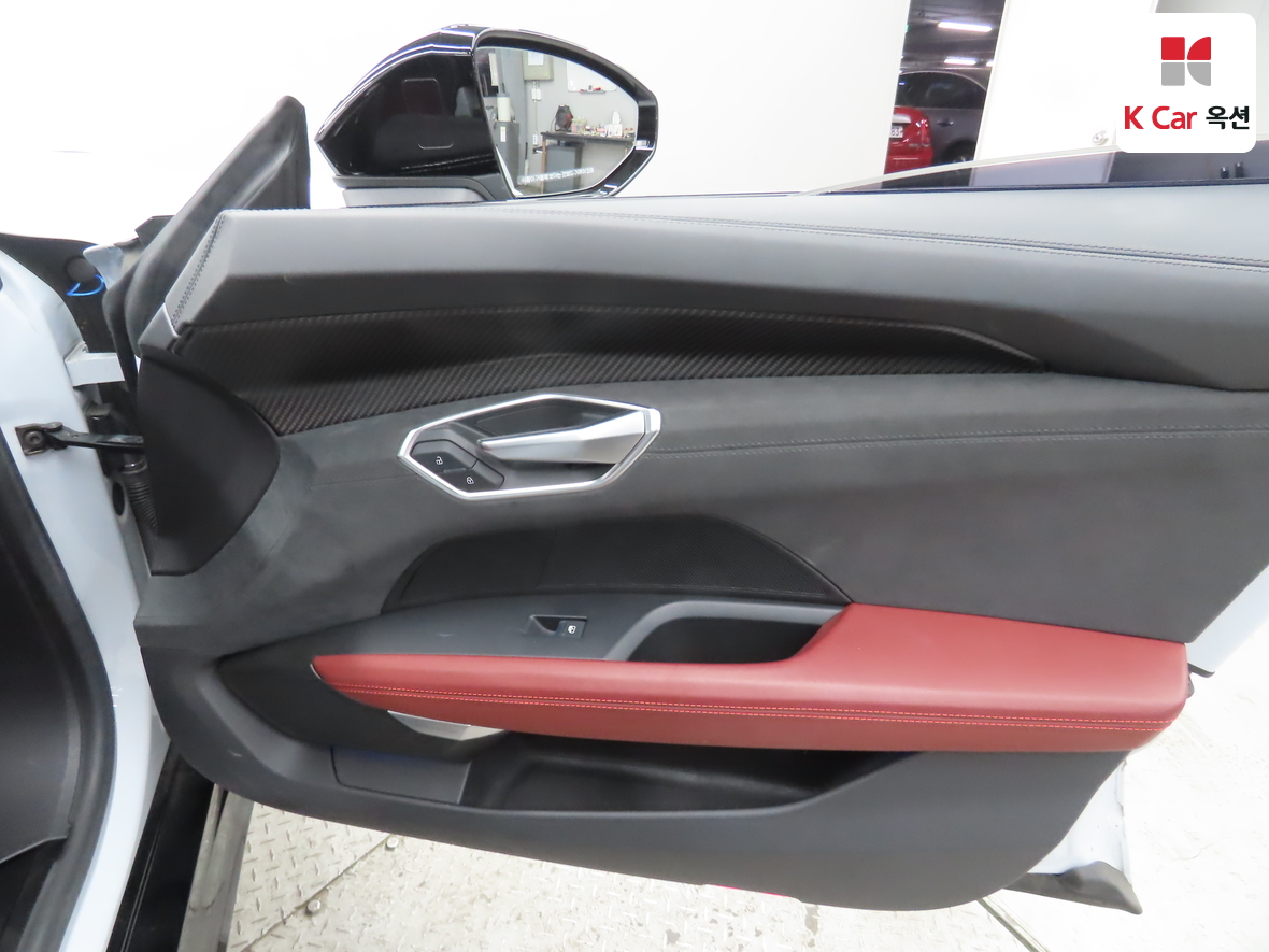 Audi E-tron 2022 - Image 33