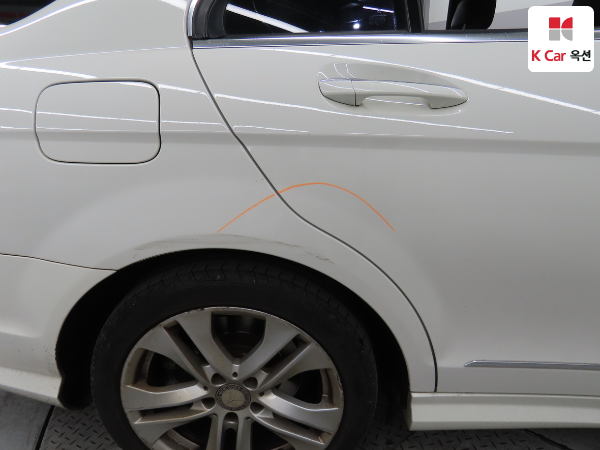 Mercedes-Benz C-Class 2012 - Image 41