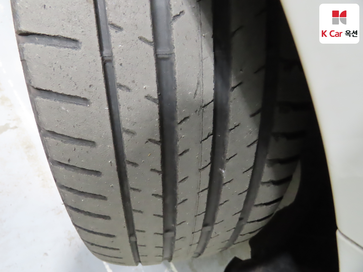 Mercedes-Benz A-Class 2020 - Image 32