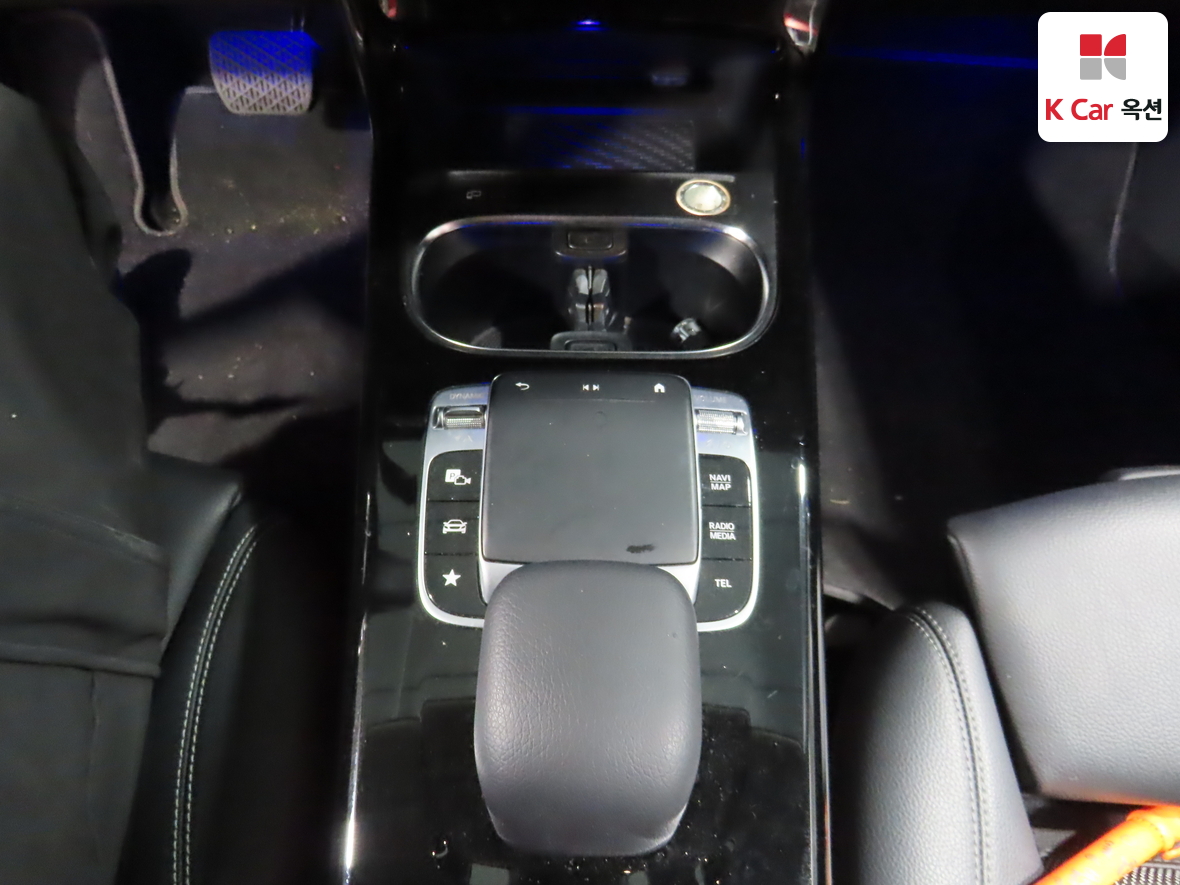 Mercedes-Benz A-Class 2020 - Image 16