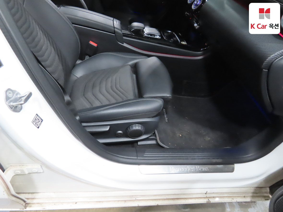 Mercedes-Benz A-Class 2020 - Image 30