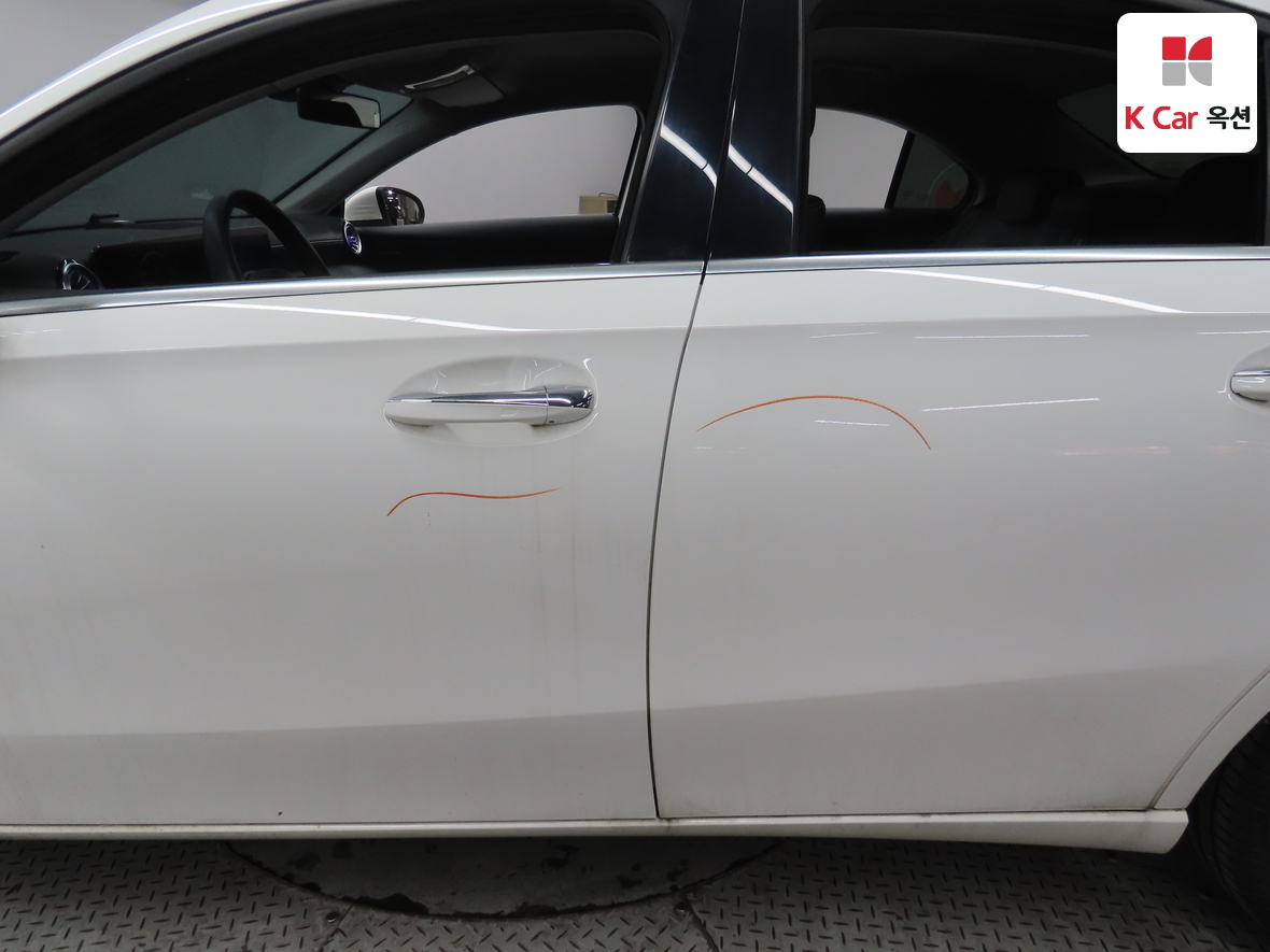 Mercedes-Benz A-Class 2020 - Image 35