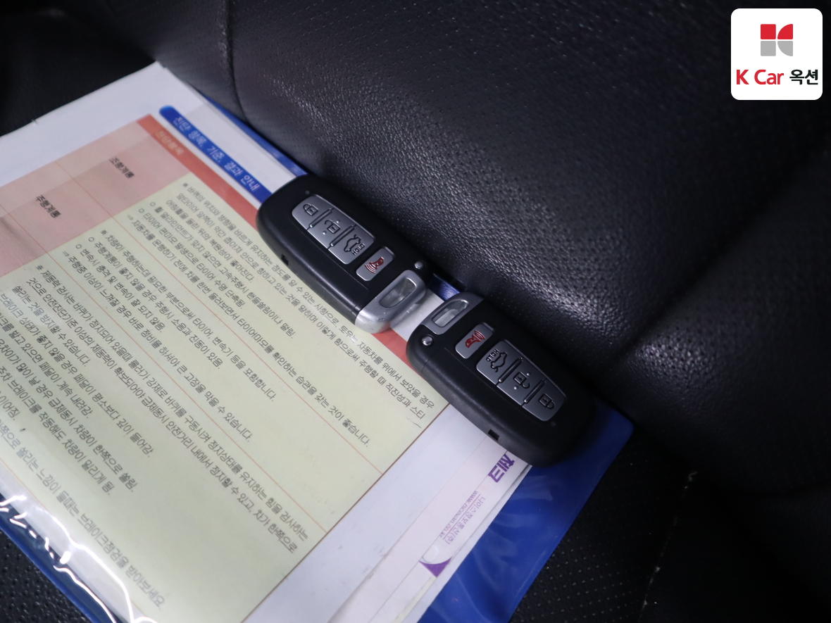 Kia K5 2011 - Image 18