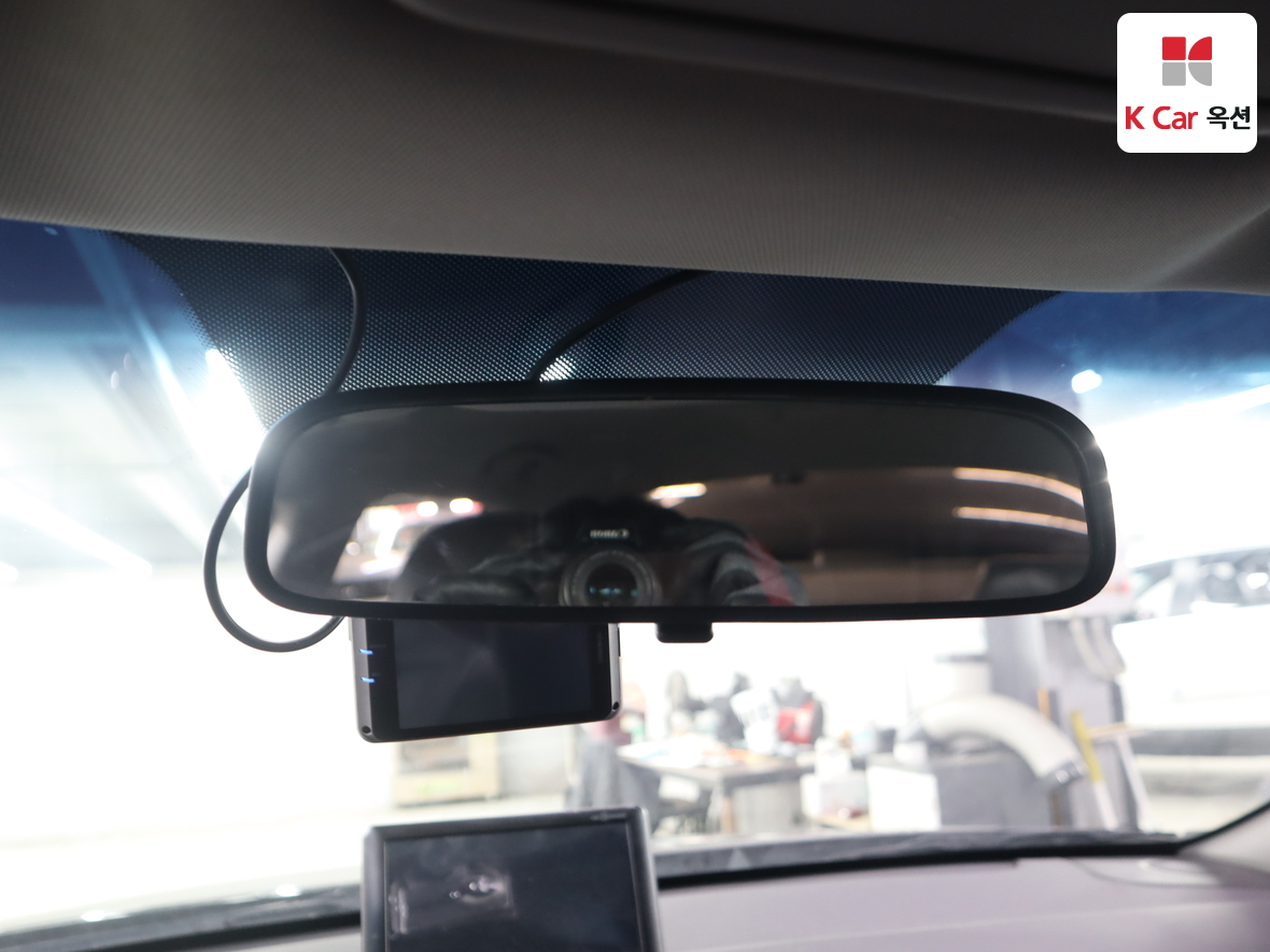 Kia K5 2011 - Image 13